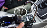 Ford produce agua potable a partir del aire acondicionado de sus vehículos