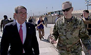 Carter llega a Irak por sorpresa para evaluar la ofensiva en Mosul