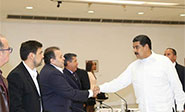 Maduro tiende la mano a la oposición y la palabra también para conversar