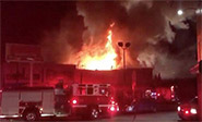 Más de 9 muertos por un incendio en una discoteca de California 