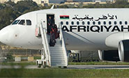 El secuestro de avión libio termina con la rendición de los secuestradores