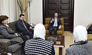 El presidente sirio aparece en una reunión tras los rumores sobre su salud
