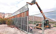La Iglesia llama traidores a mexicanos involucrados en la construcción del muro 