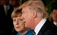 Trump pasa en mano una factura a Merkel por los servicios de la OTAN
