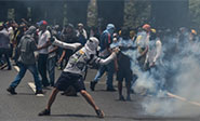 La violencia se cobra otra vida en Venezuela tras 40 días de protestas