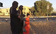 Capturan a dos terroristas británicos de la “célula de tortura” de Daesh