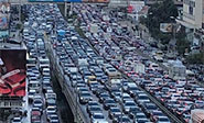 La independencia atasca el tráfico en Beirut