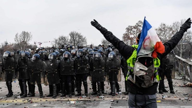 Policía francesa aumenta dispositivos de seguridad ante protestas de Chalecos Amarillos