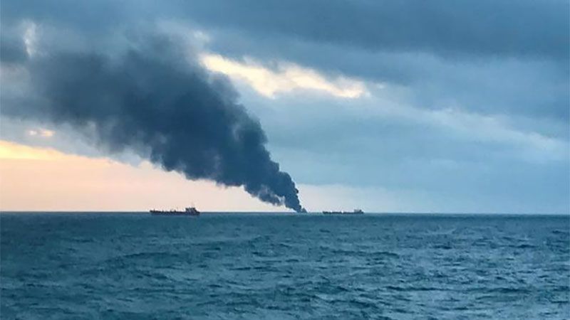 Tragedia en el mar negro: Once muertos tras arder dos barcos en el estrecho de Kerch