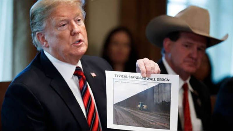 Donald Trump decreta la emergencia nacional para financiar su muro
