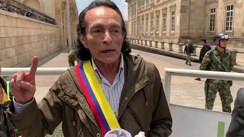 Alejandro Mu&ntilde;oz se autoproclama como Presidente interino de Colombia