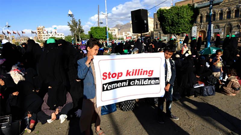 Mujeres y ni&ntilde;os yemen&iacute;es condenan cr&iacute;menes de Arabia Saud&iacute; y sus aliados