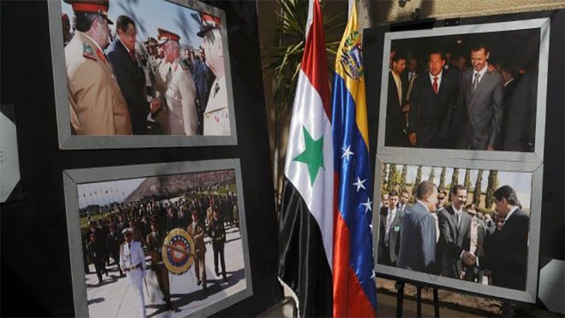 Embajada de Venezuela inaugura una exposici&oacute;n fotogr&aacute;fica sobre visitas del Comandante Ch&aacute;vez a Siria
