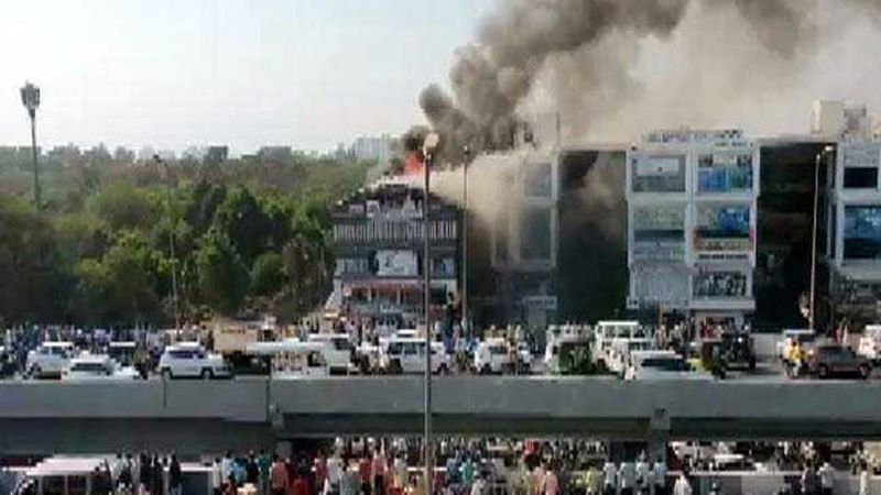 Más de quince estudiantes muertos por un incendio en una escuela de India