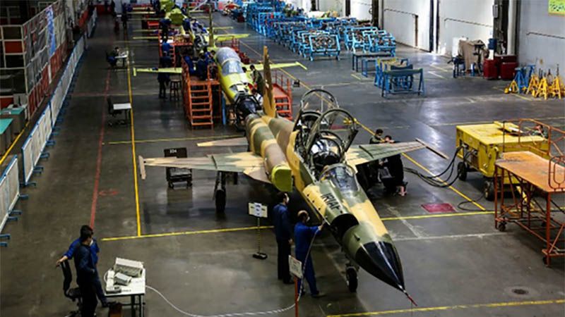 Defensa iraní anuncia la fabricación de más cazas Kosar en 2019