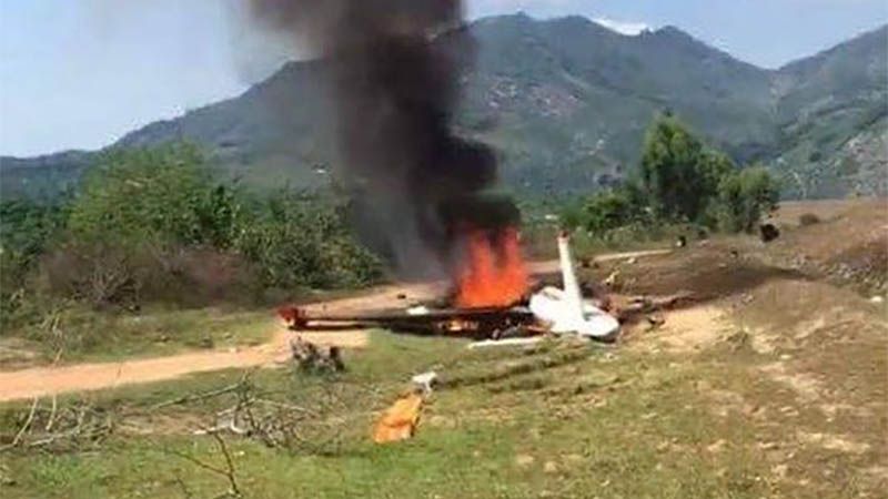 Dos pilotos mueren al estrellarse un Yak-52 de la Fuerza Aérea de Vietnam