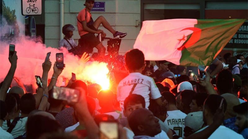 Una mujer muere en Francia en festejos de fanáticos de la selección argelina de fútbol