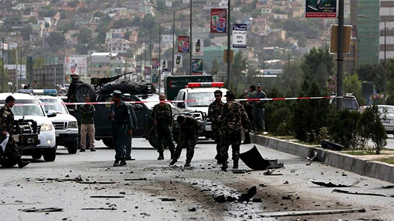 Talibán ataca con un tractor bomba un complejo de extranjeros en Kabul