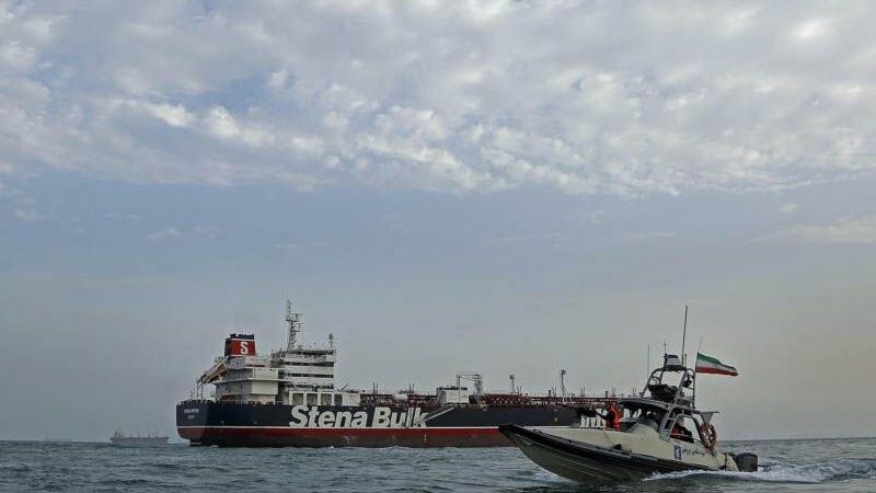 Irán libera a siete tripulantes del petrolero británico incautado
