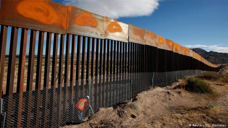 Pent&aacute;gono paraliza obras del muro de Trump tras orden de Biden