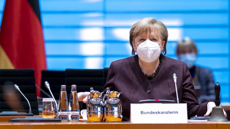 Merkel alerta de una &ldquo;nueva pandemia&rdquo; por la extensi&oacute;n de las mutaciones