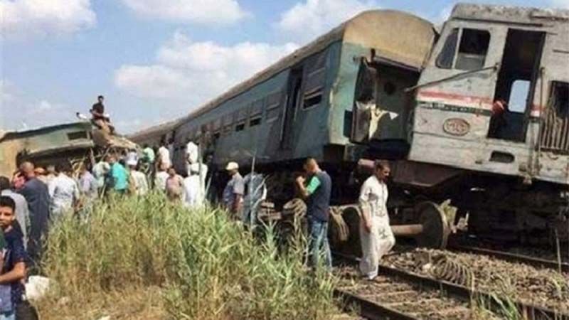 M&aacute;s de 30 muertos tras colisionar dos trenes en el centro de Egipto