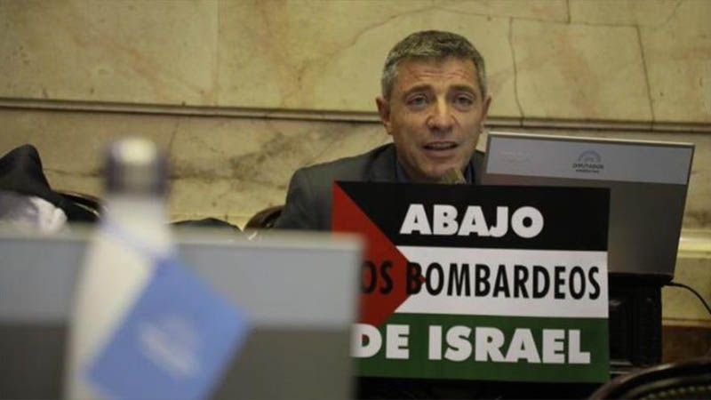 Diputado argentino pide acabar con el r&eacute;gimen sionista y establecer un Estado palestino