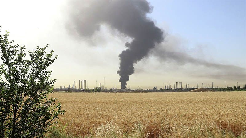 La refiner&iacute;a de Teher&aacute;n afectada por un incendio vuelve a funcionar