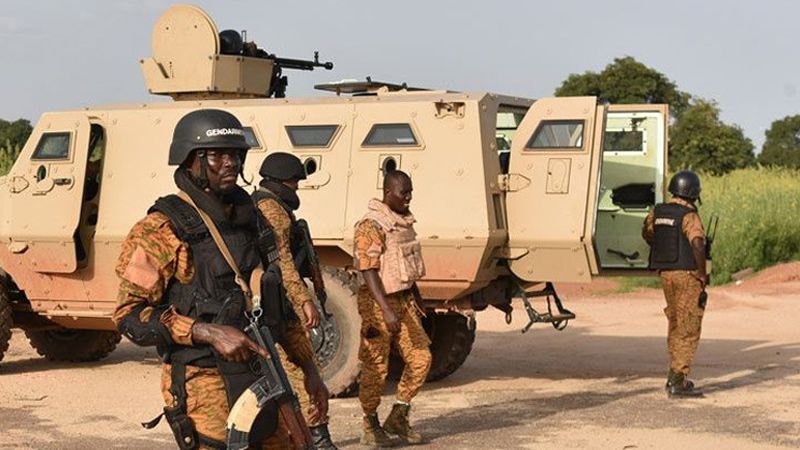 El Ej&eacute;rcito mata a once terroristas y destruye tres de sus bases en Burkina Faso