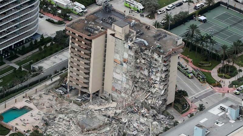 Un muerto y m&aacute;s de 50 desaparecidos  por el derrumbe de un edificio en Miami