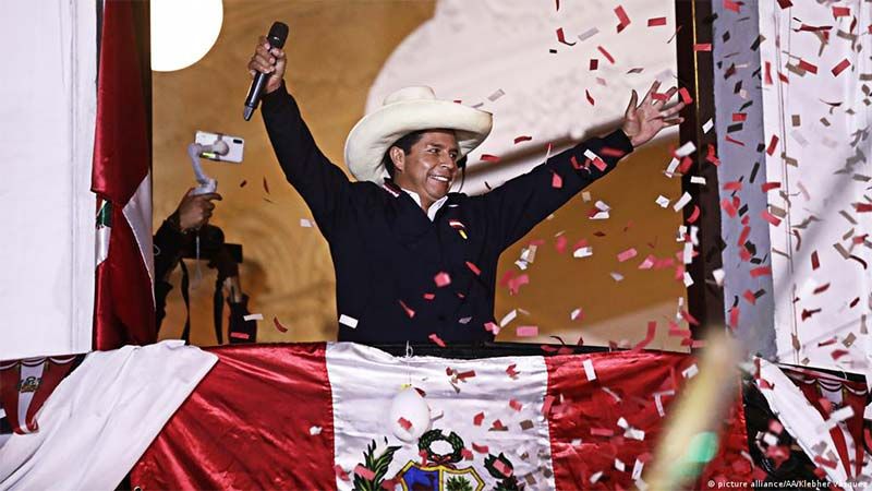 El Jurado Nacional Electoral confirma a Pedro Castillo como presidente de Per&uacute;