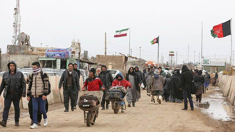 Ir&aacute;n instala campamentos en la frontera con Afganist&aacute;n para recibir a refugiados