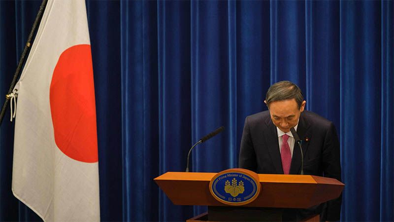 El primer ministro Yoshihide Suga renuncia al liderazgo de su partido y de Japón
