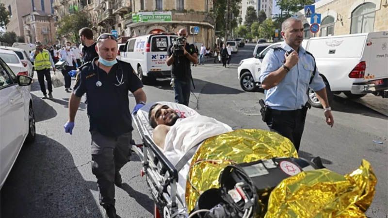 Dos colonos israel&iacute;es heridos en un ataque con cuchillo en Al-Quds ocupada