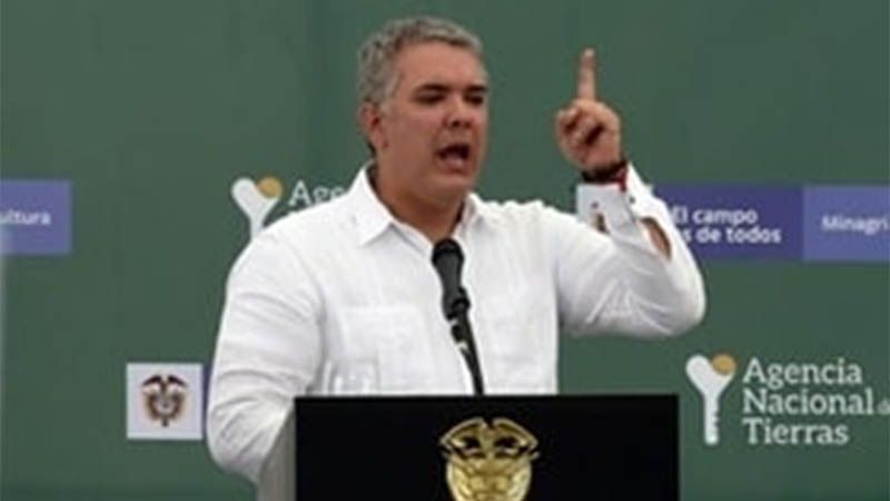 Iv&aacute;n Duque, en contra de que se relajen las sanciones contra Venezuela