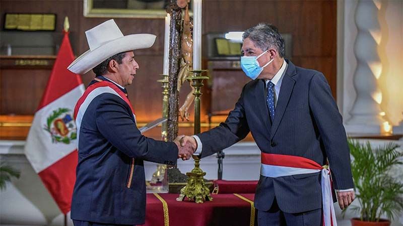 Pedro Castillo nombra como ministro del Interior al abogado Avelino Guill&eacute;n