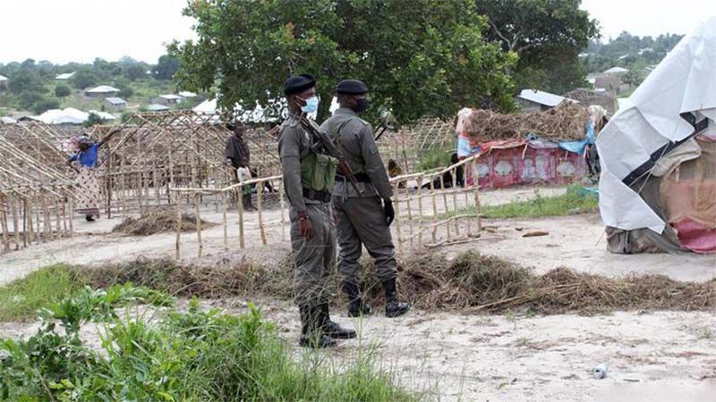 Mueren diez personas en ataques perpetrados por terroristas en el norte de Mozambique