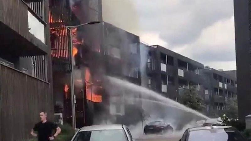 Una mujer detenida tras la muerte de 4 ni&ntilde;os en un incendio en Londres