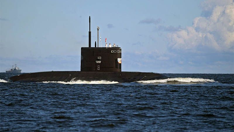 Un submarino ruso lanza misil crucero Kalibr en el mar de Jap&oacute;n