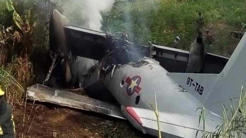 M&aacute;s de cinco muertos por estrellarse una aeronave en el este de RDC