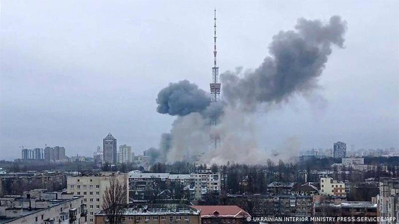 Rusia ataca la torre de televisi&oacute;n de Kiev tras advertir a los civiles