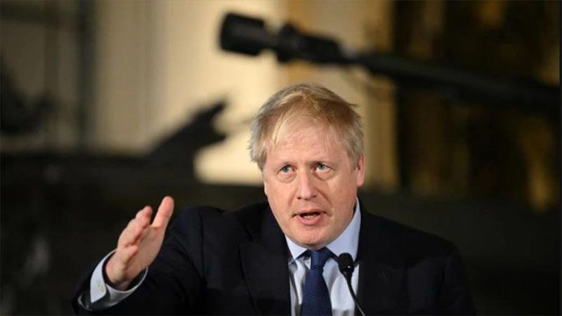 Johnson reta a Putin con enviarle a Zelenski todo el armamento que necesite