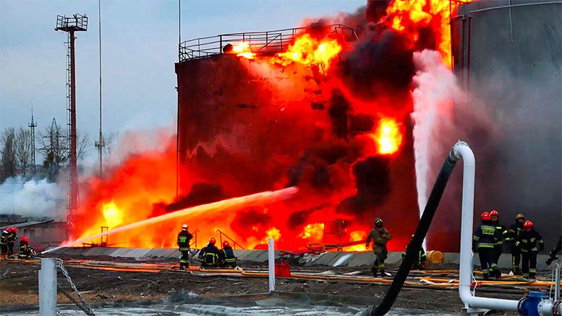 Rusia destruye una gran base de combustible cerca de Le&oacute;polis