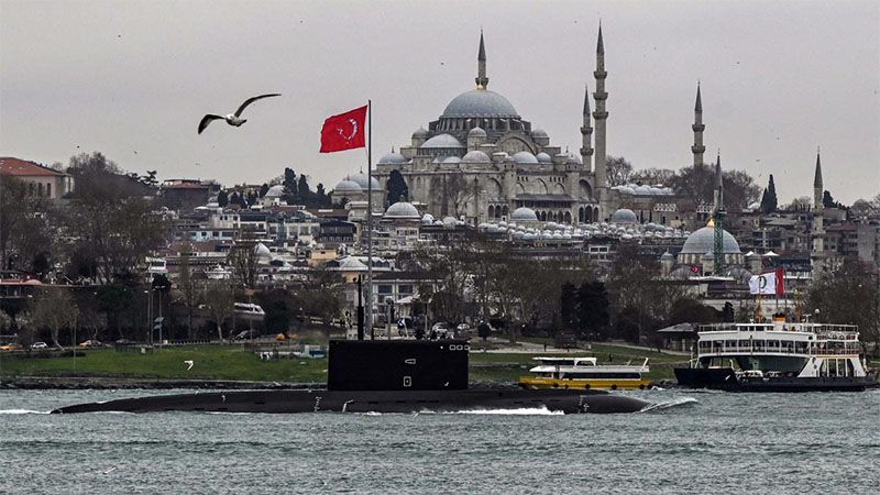 Turqu&iacute;a no permitir&aacute; que los buques de guerra entren en el Mar Negro