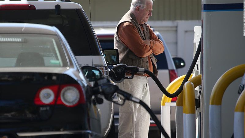 El precio de gasolina sigue aumentando en Estados Unidos