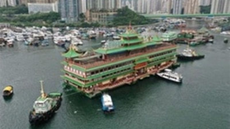 Famoso restaurante flotante de Hong Kong se hunde en el mar de China Meridional