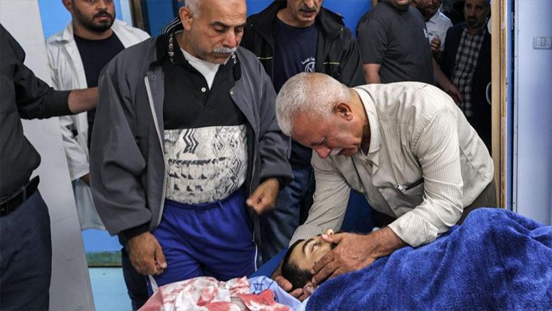 Un joven palestino muere después de ser apuñalado en el corazón por un colono israelí