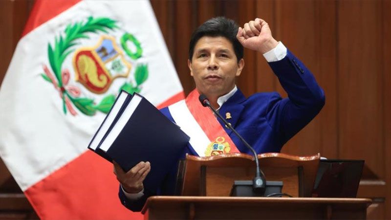 Congreso de Perú no autoriza a Castillo ir a posesión de Gustavo Petro