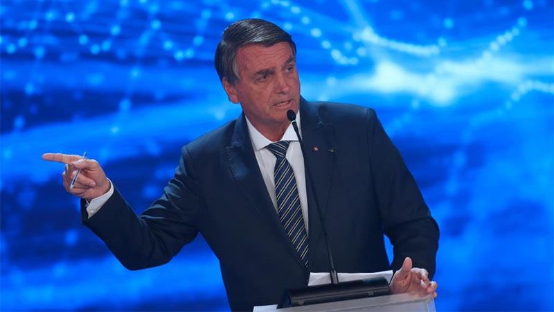 Bolsonaro ofende a una periodista durante el debate entre candidatos