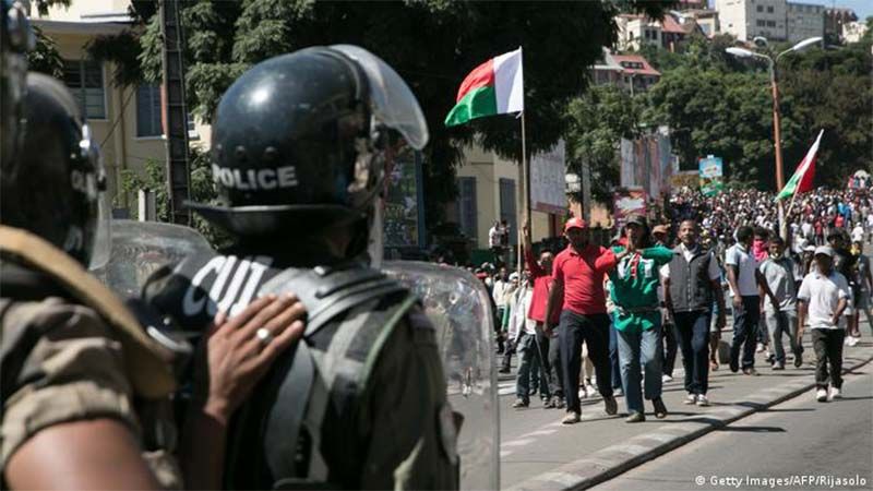 Mueren once personas en una protesta en Madagascar